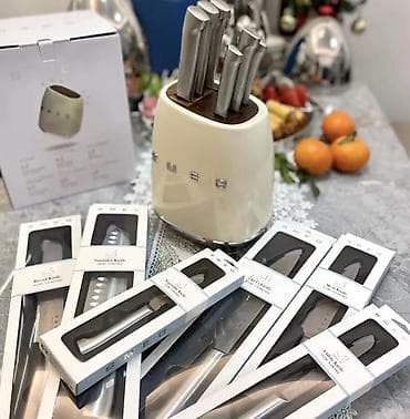 маленький нож: Набор ножей с подставкой SMEG ﻿​Наборы ножей с подставкой от SMEG — — 4