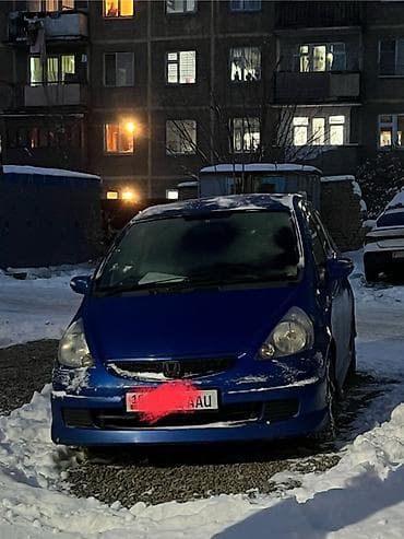 Honda Fit: 2005 г., 1.5 л, Автомат, Бензин, Хэтчбэк