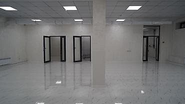 Аренда коммерческой недвижимости: Сдается коммерческое помещение площадью 150 кв. м в современном — 7