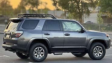 машины до 10000 долларов: Toyota 4Runner: 2023 г., 4 л, Автомат, Бензин, Внедорожник — 8