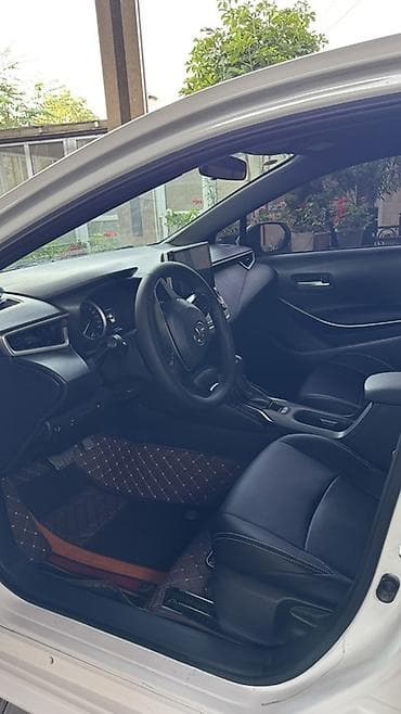 low ll: Toyota Levin: 2021 г., Автомат, Гибрид, Седан — 4