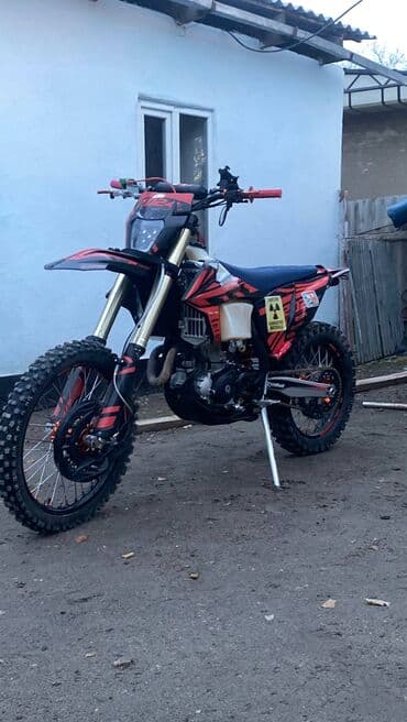 мотоцикл м8: Продаю Эндуро Champ CP300-C. Состояние идеальное - Двигатель:ZS182 — 2