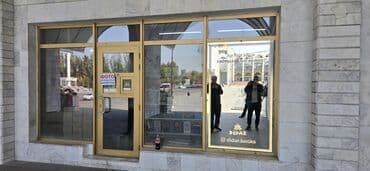 тумба в прихожую: Стоимость за м2: Простое зеркало, с закругленной обточкой - 2500 — 32