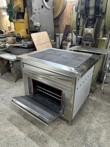 оборудование для кафе и ресторанов бу: Котломойка, ванна, раковина, стол из нержавейки, стол мучной, плиты — 12