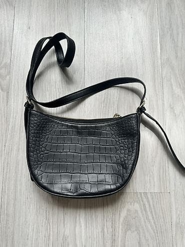 Аксессуарлар: Сумка через плечо, чёрная, с тиснением под крокодил. - Материал — 1