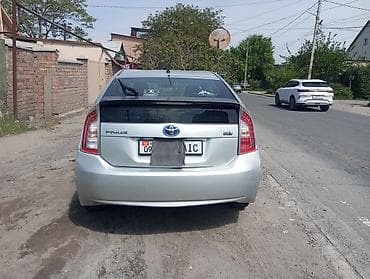 tesla 3: Toyota Prius: 2015 г., 1.8 л, Автомат, Гибрид, Лифтбек — 3