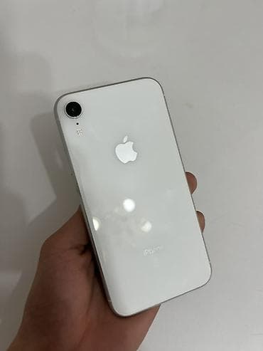 IPhone Xr, 64 ГБ, Белый, Чехол, 76 %