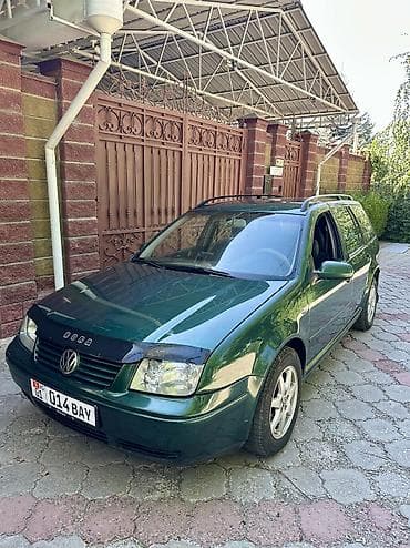 Volkswagen Bora: 2000 г., 1.6 л, Автомат, Бензин, Универсал