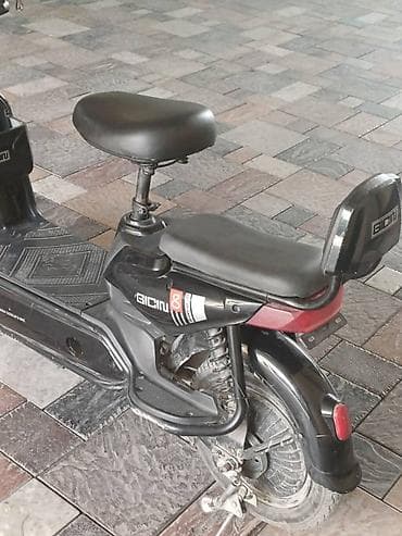 Мототехника: Электроскутер GICIM/СК (на наклейках — «GICIM», «SK») - Компактный — 1