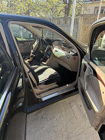 Транспорт: Mercedes-Benz E-Class: 2002 г., 3.2 л, Автомат, Бензин, Седан — 5