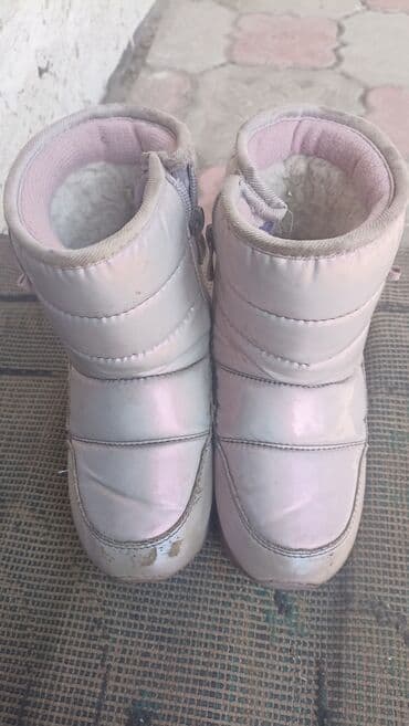 куда можно сдать вещи нуждающимся бишкек: Сапоги 30 размера, отдам даром б/у вещи разного размера находимся в — 2