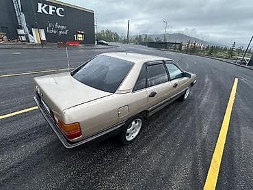 Audi 100: 1987 г., 1.8 л, Кол менен иштөөчү, Бензин, Седан — 10