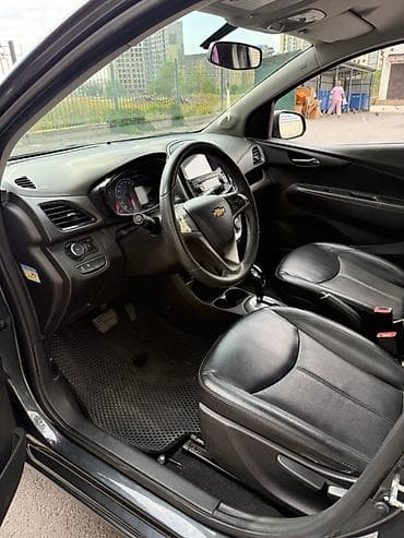Продажа авто: Chevrolet Spark: 2018 г., 1 л, Автомат, Бензин, Хэтчбэк — 10