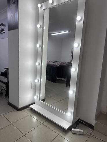 Напольное гримерное зеркало с подсветкой - Формат: полноразмерное