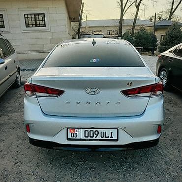 nio et9: Hyundai Sonata: 2020 г., 2 л, Автомат, Газ, Седан — 3