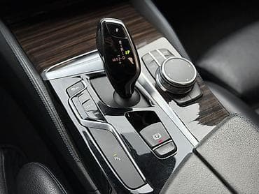 авто цена: BMW 5 series: 2018 г., 3 л, Бензин — 8