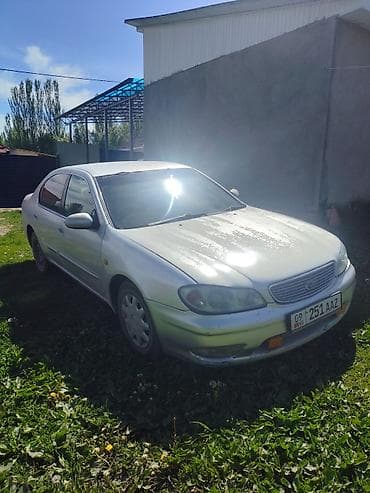 авто сатылат: Nissan Cefiro: 1990 г., 2 л, Седан — 2