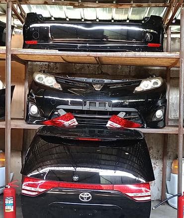 Кузовных деталей для Toyota (минивэн, правый руль): черный цвет