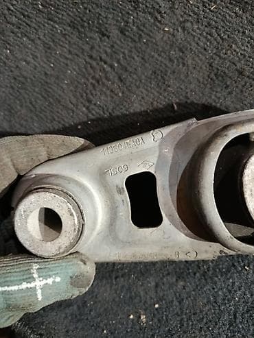 sm6: Подушка мотора Renault 2018 г. — 3