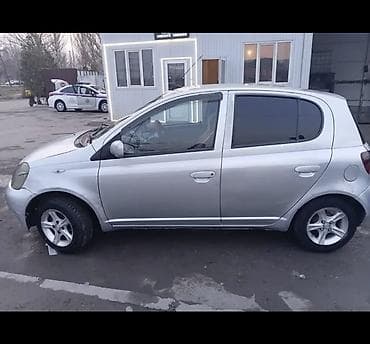 на vitz: Toyota Vitz: 1999 г., Автомат, Бензин, Хэтчбэк — 1