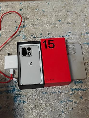 OnePlus 15, Б/у, 256 ГБ, цвет - Белый, 1 SIM, 2 SIM, eSIM