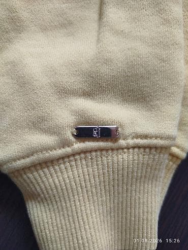 спортивный одежды: Женский свитшот LoungeWear, размер XL. Модель выполнена в нежном — 1