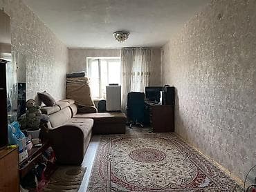 Бөлмөлөр: Комната 18 кВ.м на 5 этаже из 5,общежитие коридорного типа, солнечная — 2
