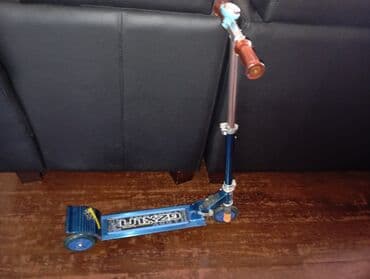 emo robot цена: Самокат. Металлический,регулируется высота. Состоянии хорошее. При — 3