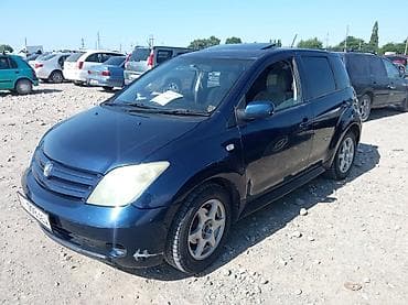 Toyota Ist: 2003 г., 1.5 л, Автомат, Бензин, Хетчбек lalafo.kg да Toyota Ist: 2003 г., 1.5 л, Автомат, Бензин, Хетчбек