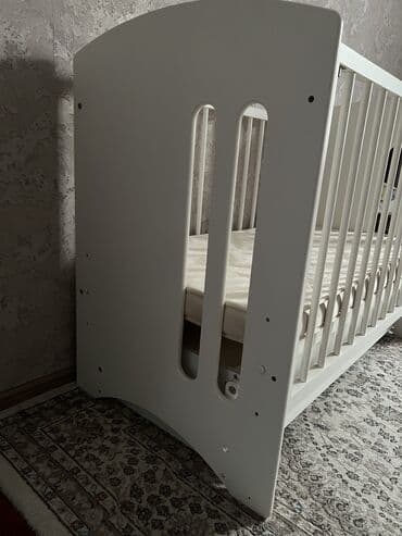 игровая кухня: Манеж-кровать, Б/у, С комодом, Дерево — 2