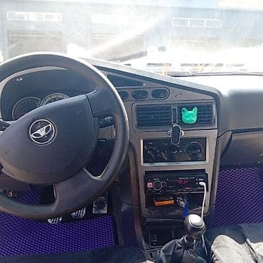 нек: Daewoo Nexia: 2009 г., 1.5 л, Механика, Седан — 5
