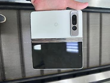 Google Pixel Fold, Б/у, 256 ГБ, цвет - Белый, 1 SIM at lalafo.kg Google Pixel Fold, Б/у, 256 ГБ, цвет - Белый, 1 SIM