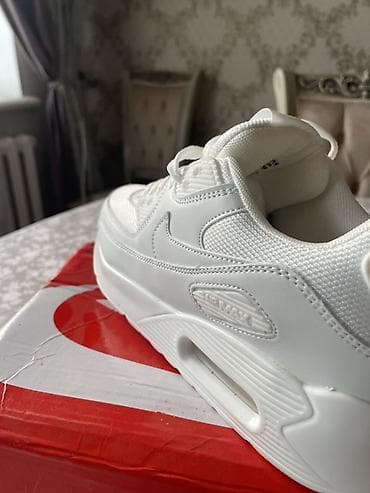 air max 270: Мужские кроссовки, 41, 42, Nike, Новый, цвет - Белый, Самовывоз — 3