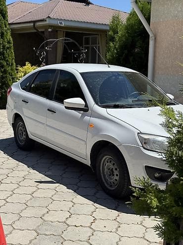 grant: ВАЗ (ЛАДА) Granta: 2016 г., 1.6 л, Автомат — 2