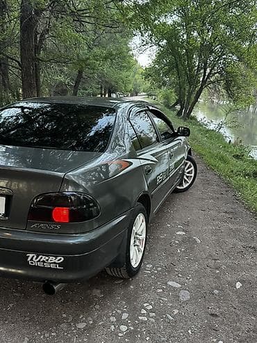 нюрайс машина: Toyota Avensis: 2003 г., 2 л, Механика, Дизель, Седан — 1