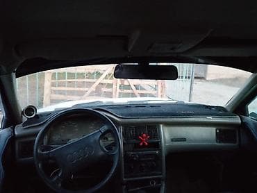 lexus 360: Audi 80: 1987 г., 1.6 л, Седан — 4