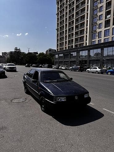 Volkswagen Passat: 1991 г., 1.8 л, Кол менен иштөөчү, Газ, Седан — 5