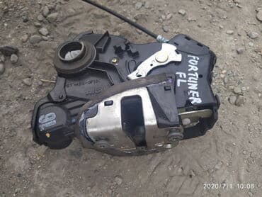 изготовление ключей машины: Toyota Fortuner Замок дверной центральный, Тойота Фортунер замок — 1