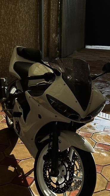150: Спортбайк Yamaha, 600 куб. см, Бензин, Взрослый, Б/у — 1
