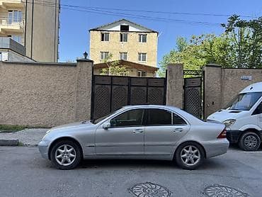lexus e: Mercedes-Benz C-Class: 2001 г., 2.6 л, Автомат, Бензин, Седан — 2