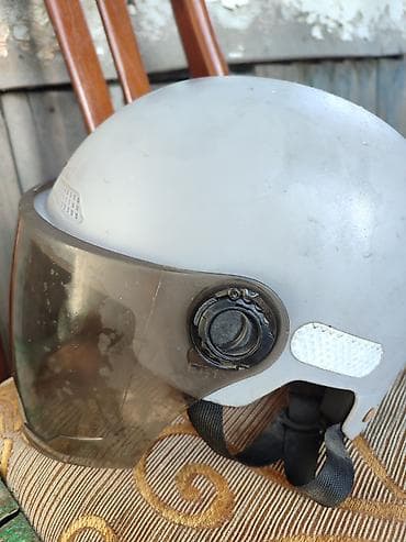 Мотошлем открытого типа с большим откидным визором - Тип: полулицевой — 2