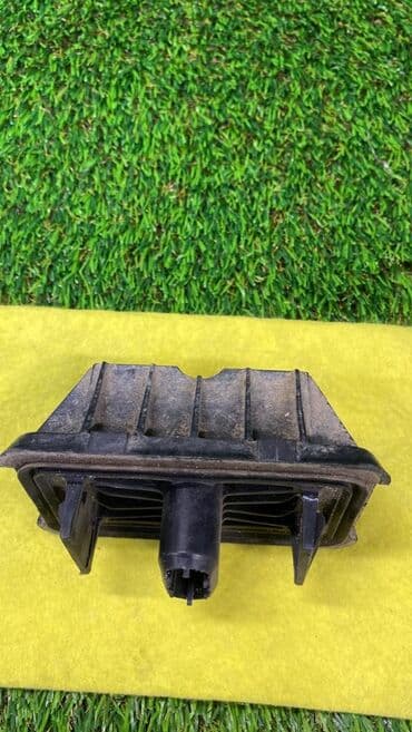 e71: Опора подъемной платформы (поддомкратник) BMW Список моделей, в — 2