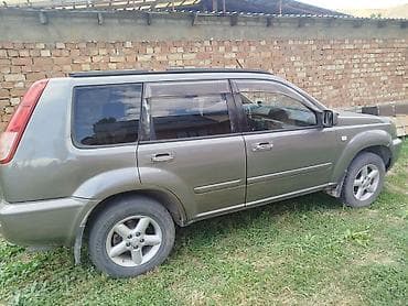 Nissan X-Trail: 2001 г., 2 л, Автомат, Бензин, Кроссовер — 2