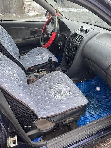 daixatsu move: Mitsubishi Carisma: 1996 г., 1.8 л, Механика, Бензин, Хэтчбэк — 4