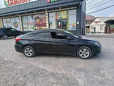 Транспорт: Hyundai i40: 2013 г., 2 л, Автомат, Бензин, Седан — 10