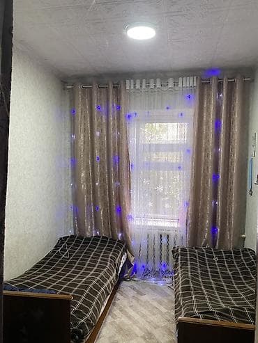 Дом с участком - Одноэтажный дом с чердаком, фасад оштукатурен