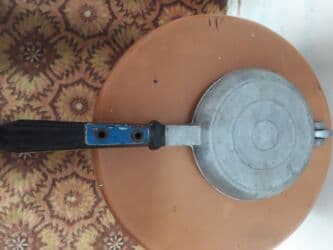 самовар тульский: Продаю советскую орешницу б/у. Одна ручка после ремонта. Это не мешает — 4