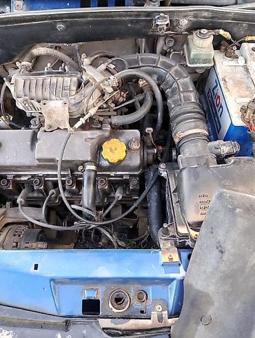 реставрация авто газ 21: Двигатель ВАЗ 8-клапанный, инжекторный. Полный навес и подкапотная — 1