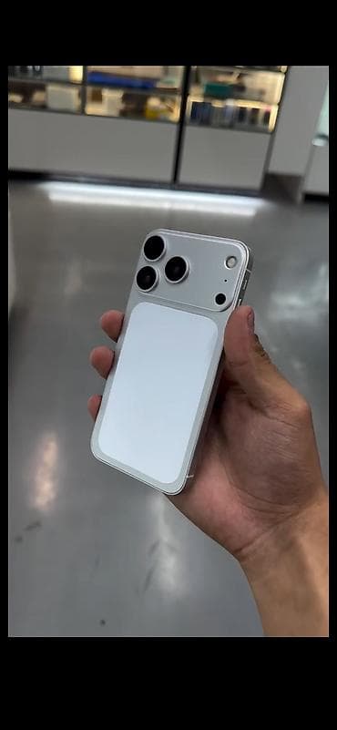 apple iphone 17: IPhone 17 Pro — 3