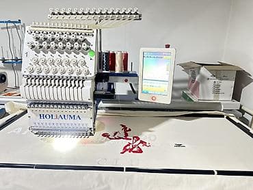 Промышленная вышивальная машина HOLIAUMA с многоигольной головкой -